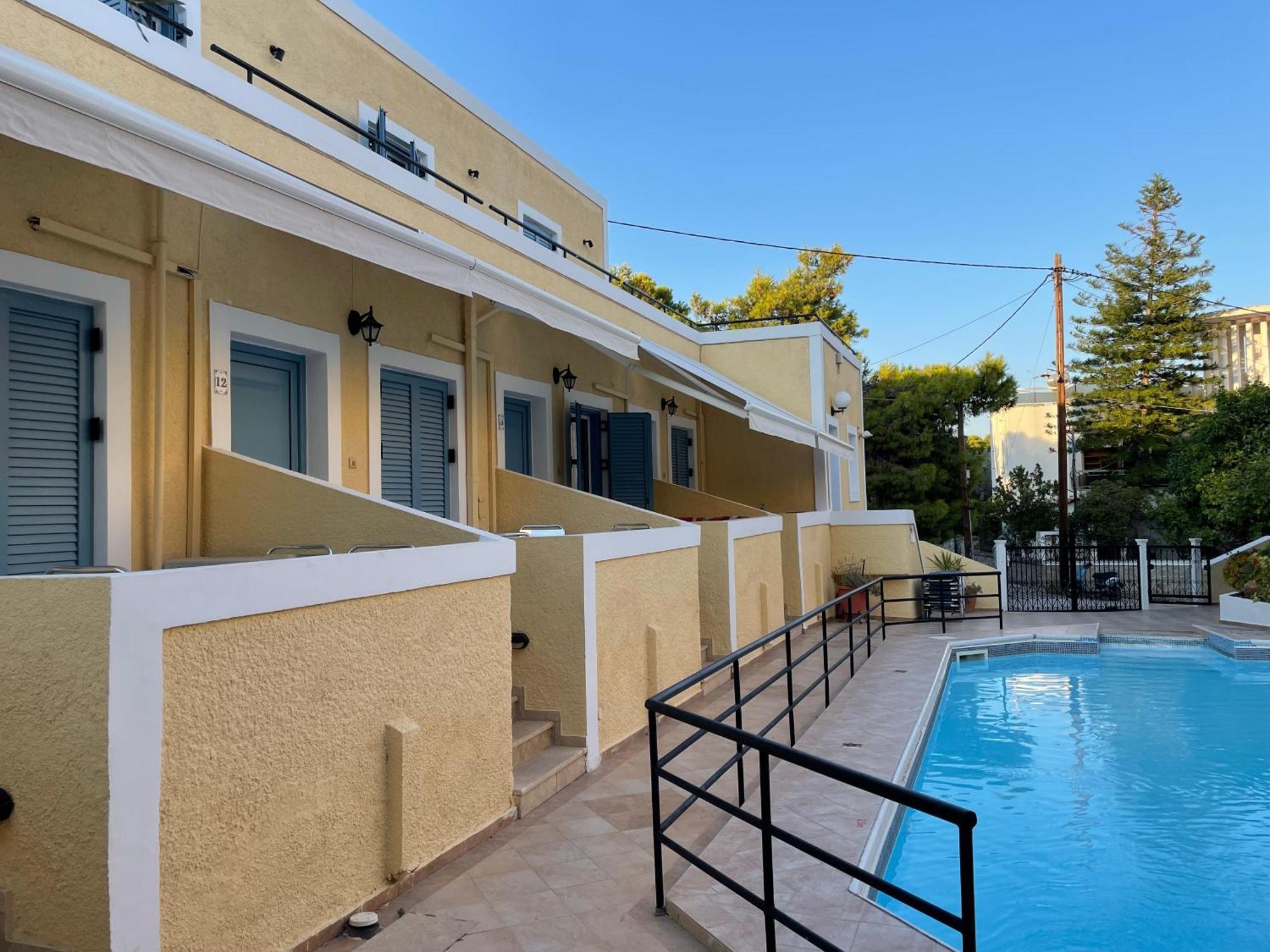 Esperides Maisonettes Agia Marina  Exteriér fotografie